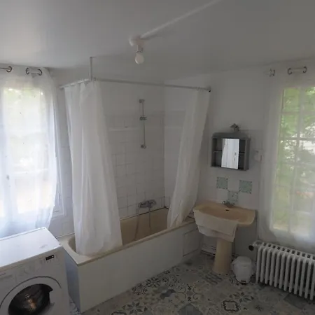 Proche Paris Et Versailles, Dans Ecrin De Verdure Ferienhaus *